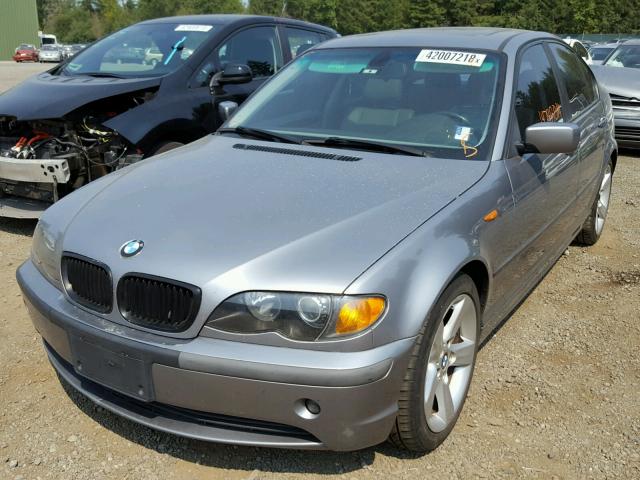 WBAAZ33414KP88031 - 2004 BMW 325 IS SUL GRAY photo 2