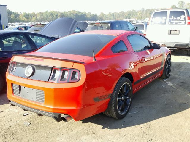 1ZVBP8CU5D5210875 - 2013 FORD MUSTANG BO RED photo 4