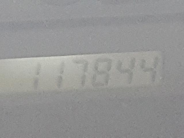 4T1BE32KX3U161751 - 2003 TOYOTA CAMRY LE A 银色 照片 8