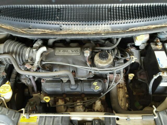 2C8GP54L35R436171 - 2005 CHRYSLER TOWN & COU GOLD photo 7