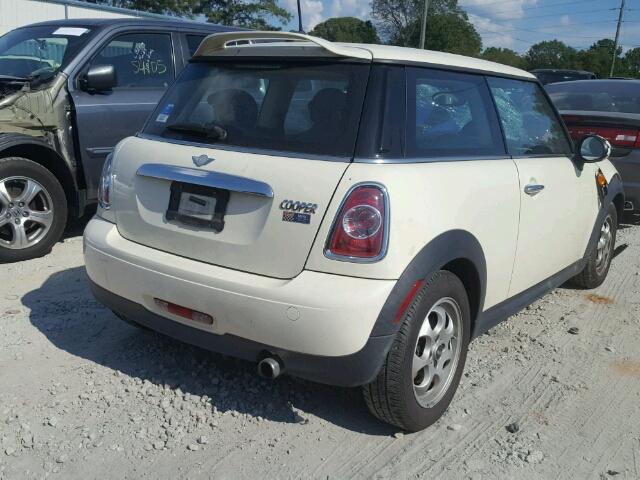 WMWSU3C52CT543386 - 2012 MINI COOPER WHITE photo 4