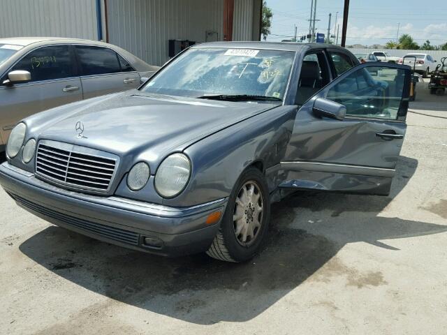 WDBJF55FXVJ032175 - 1997 MERCEDES-BENZ E GRAY photo 2