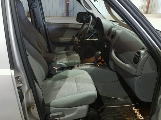 1J4GL38K95W572227 - 2005 JEEP LIBERTY RE SILVER photo 5