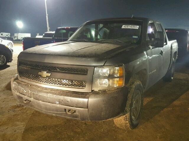 1GCEC19X47Z648059 - 2007 CHEVROLET SILVERADO GRAY photo 2