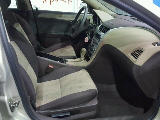 1G1ZB5E02CF343622 - 2012 CHEVROLET MALIBU LS 金色 照片 5