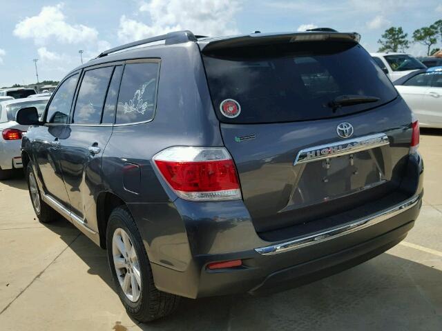 5TDZA3EH4CS024968 - 2012 TOYOTA HIGHLANDER GRAY photo 3