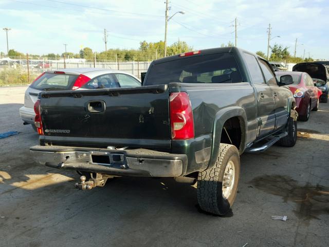 1GCGK13U73F246588 - 2003 CHEVROLET SILVERADO GREEN photo 4