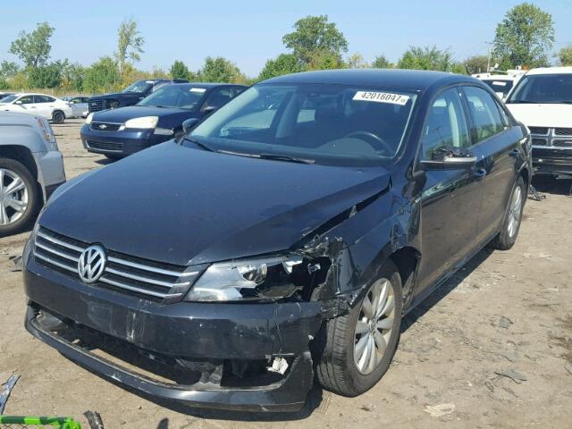 1VWAT7A31EC102276 - 2014 VOLKSWAGEN PASSAT S Schwarz Foto 2