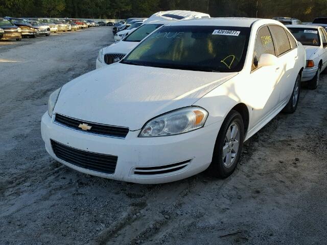 2G1WT57K091209092 - 2009 CHEVROLET IMPALA WHITE photo 2