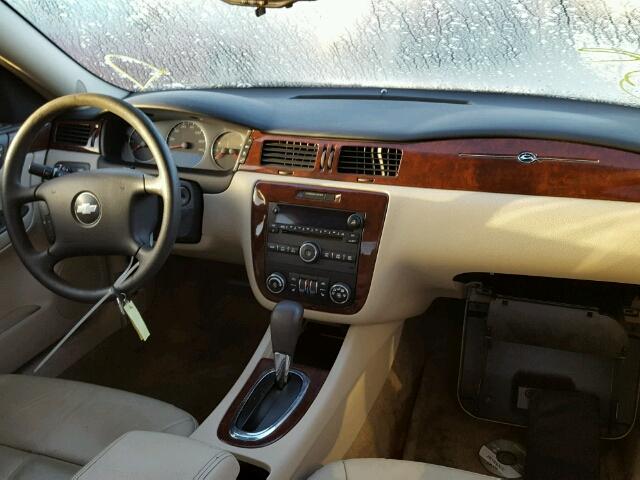 2G1WT57K091209092 - 2009 CHEVROLET IMPALA WHITE photo 9