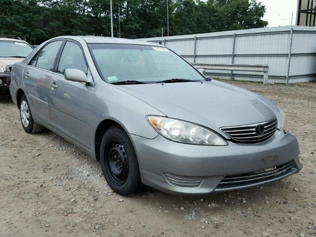 4T1BE32K55U529708 - 2005 TOYOTA CAMRY LE 灰色 照片 1