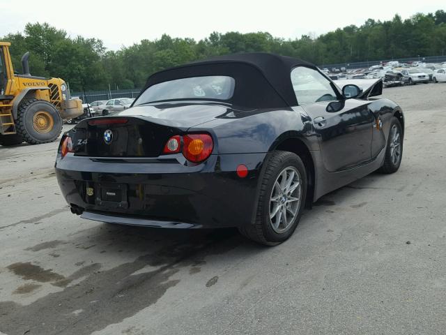 4USBT33433LR62452 - 2003 BMW Z4 2.5 BLACK photo 4