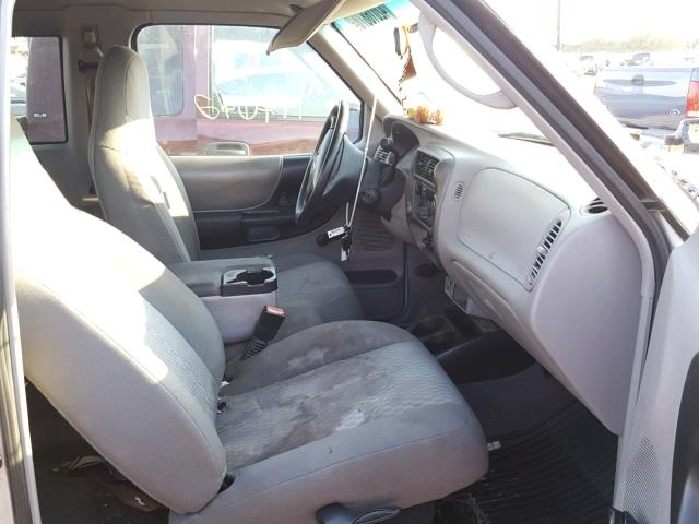 4F4YR16U82TM06089 - 2002 MAZDA B3000 CAB SILVER photo 5