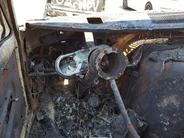 CGE2S2V178225 - 1972 CHEVROLET VAN 20 BURN photo 8