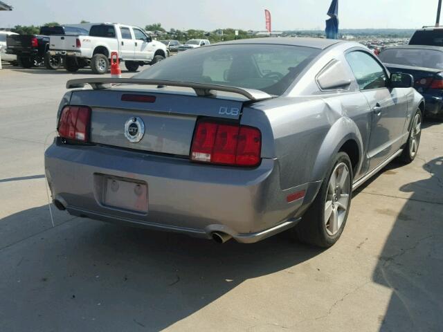1ZVHT82H375238060 - 2007 FORD MUSTANG GT GRAY photo 4