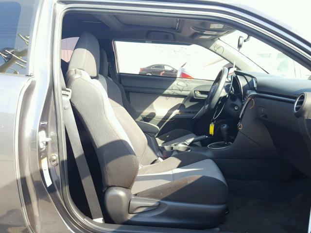 JTKJF5C74FJ004279 - 2015 TOYOTA SCION TC 灰色 照片 5