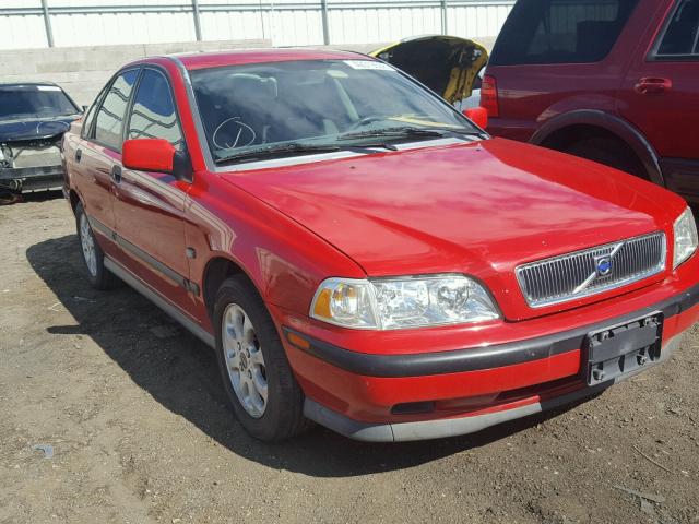 YV1VS2553YF496950 - 2000 VOLVO S40 RED photo 1