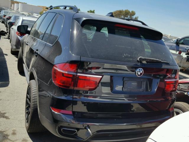 5UXZV8C57CL424775 - 2012 BMW X5 XDRIVE5 BLACK photo 3