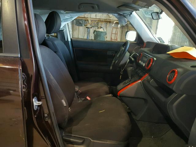 JTLKE50E281045907 - 2008 TOYOTA SCION XB Марун фото 5