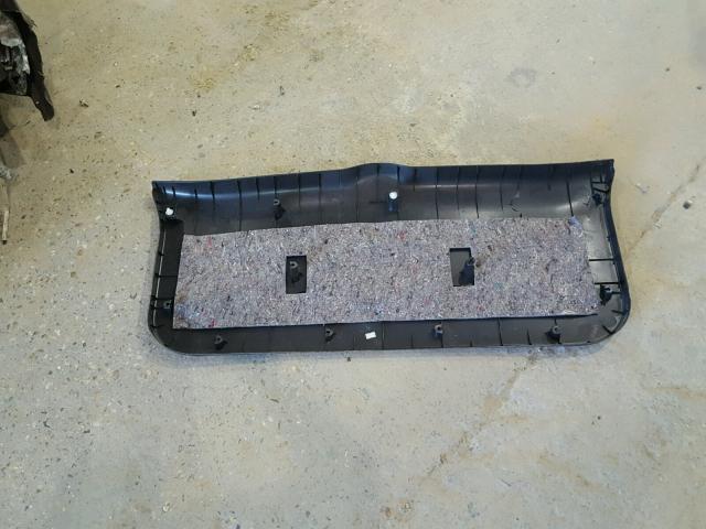 JTLKE50E281045907 - 2008 TOYOTA SCION XB Марун фото 9