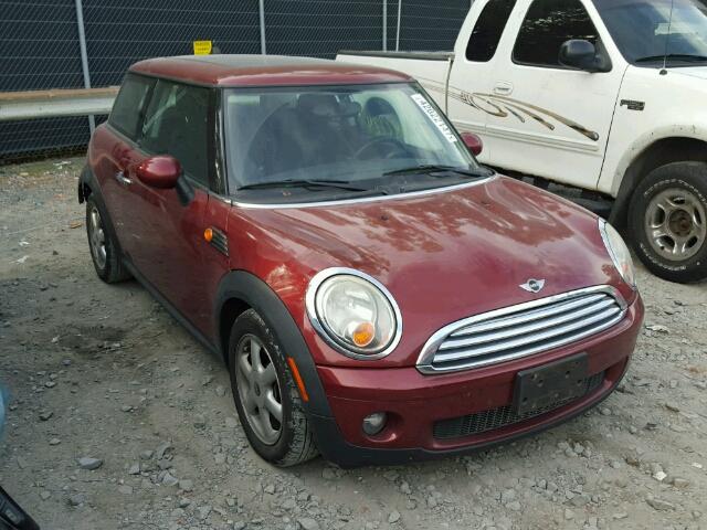 WMWMF335X9TW79244 - 2009 MINI COOPER RED photo 1