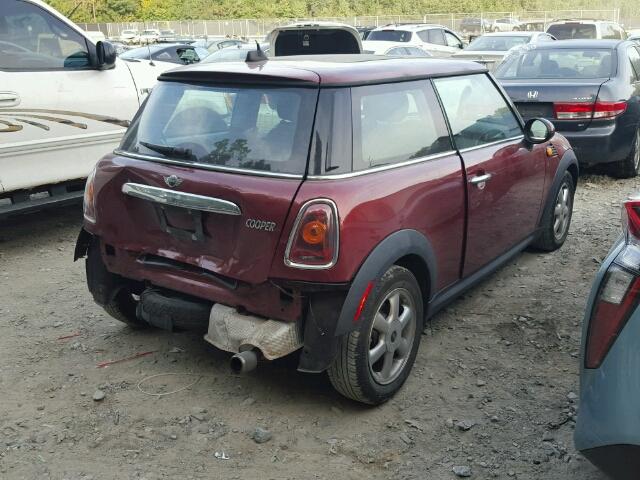 WMWMF335X9TW79244 - 2009 MINI COOPER RED photo 4