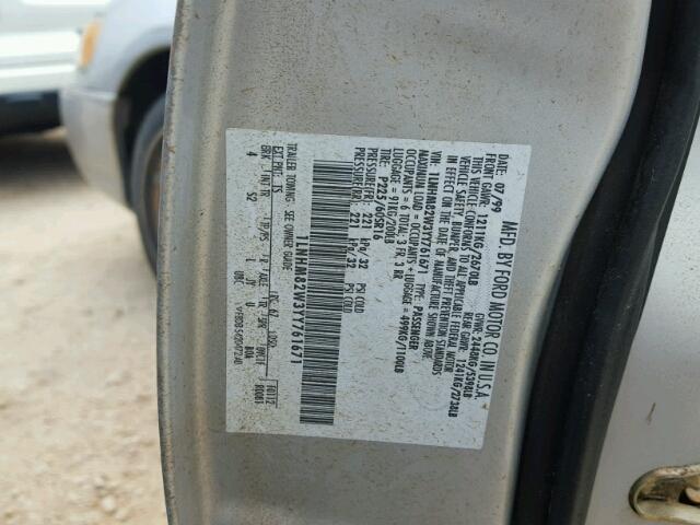 1LNHM82W3YY761671 - 2000 LINCOLN TOWN CAR S SILVER photo 10