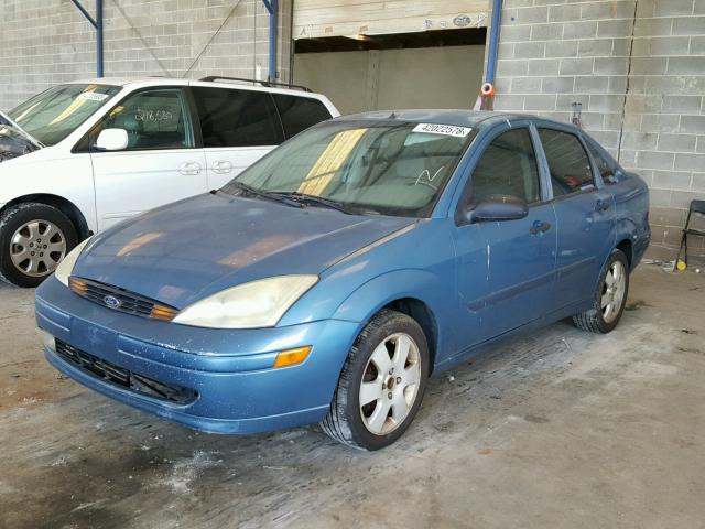 1FAFP38341W359586 - 2001 FORD FOCUS ZTS BLUE photo 2