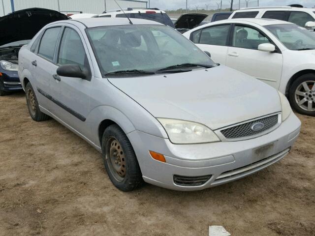 1FAFP34N87W249883 - 2007 FORD FOCUS ZX4 SILVER photo 1