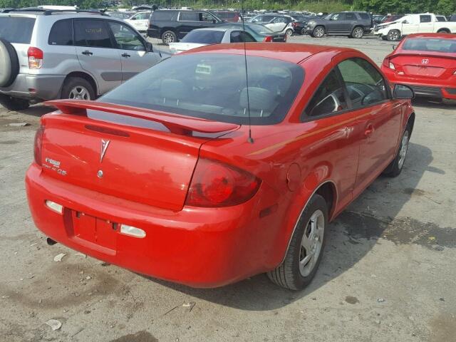 1G2AL15F277326936 - 2007 PONTIAC G5 RED photo 4