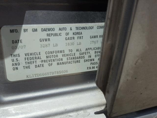 KL1TD66657B785606 - 2007 CHEVROLET AVEO BASE Szary zdjęcie 10