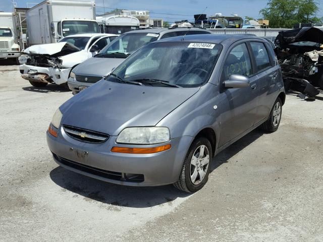 KL1TD66657B785606 - 2007 CHEVROLET AVEO BASE Szary zdjęcie 2