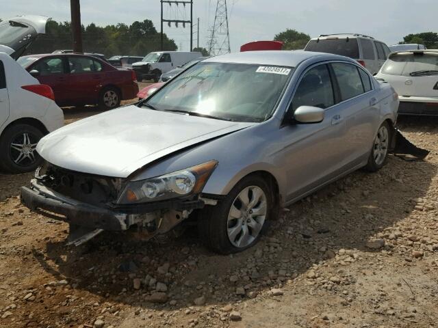 1HGCP26359A002423 - 2009 HONDA ACCORD LX SILVER photo 2