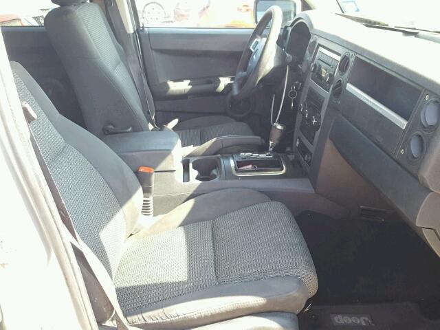 1J8HH48K68C143451 - 2008 JEEP COMMANDER 银色 照片 5