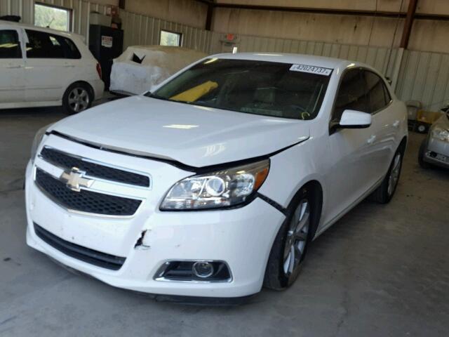 1G11E5SA8DF227778 - 2013 CHEVROLET MALIBU 2LT WHITE photo 2