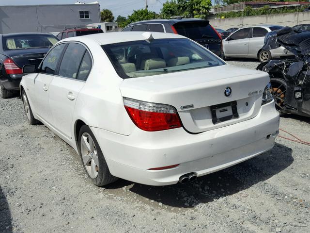 WBANV13568CZ53078 - 2008 BMW 528 XI WHITE photo 3