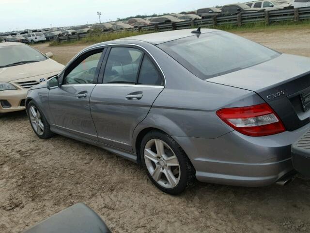 WDDGF5EB5BR134804 - 2011 MERCEDES-BENZ C GRAY photo 3