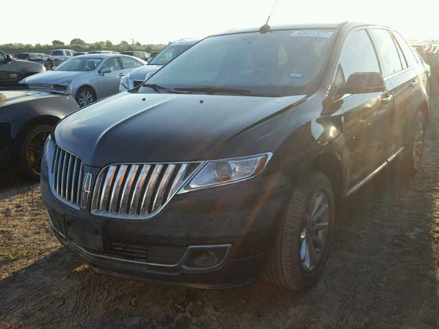 2LMDJ6JKXDBL42433 - 2013 LINCOLN MKX BLACK photo 2