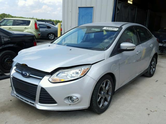 1FADP3F24EL163849 - 2014 FORD FOCUS SE SILVER photo 2