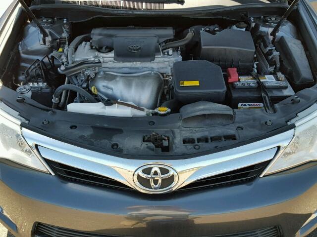 4T1BF1FK9EU726635 - 2014 TOYOTA CAMRY GRAY photo 7