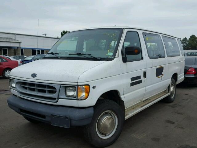 1FBSS31L4WHB55985 - 1998 FORD ECONOLINE WHITE photo 2