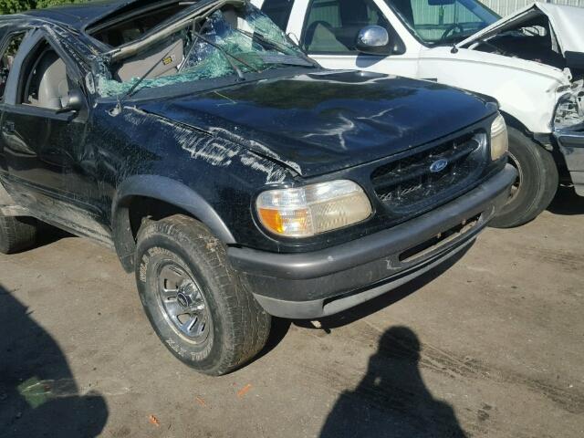 1FMYU22E0WUB26089 - 1998 FORD EXPLORER BLACK photo 10