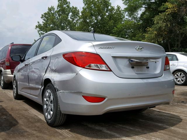 KMHCT4AE6GU002288 - 2016 HYUNDAI ACCENT SE SILVER photo 3