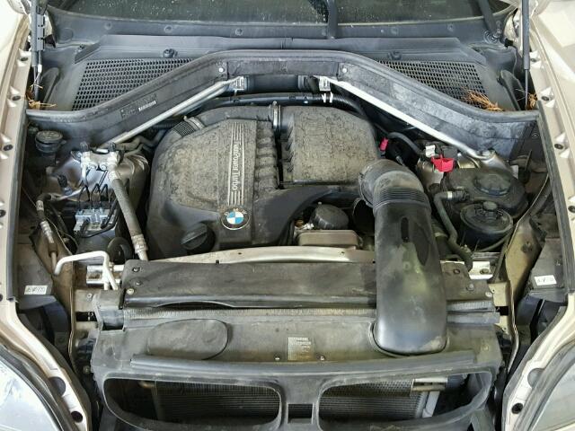 5UXZV4C53D0G56045 - 2013 BMW X5 XDRIVE3 ბეჟი ფოტო 7