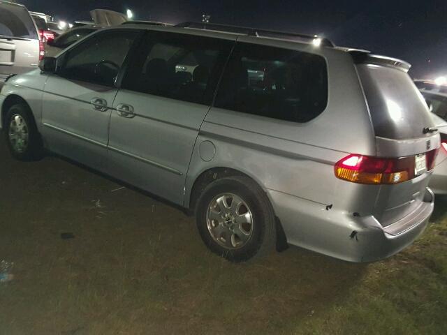 2HKRL18082H508246 - 2002 HONDA ODYSSEY SILVER photo 3