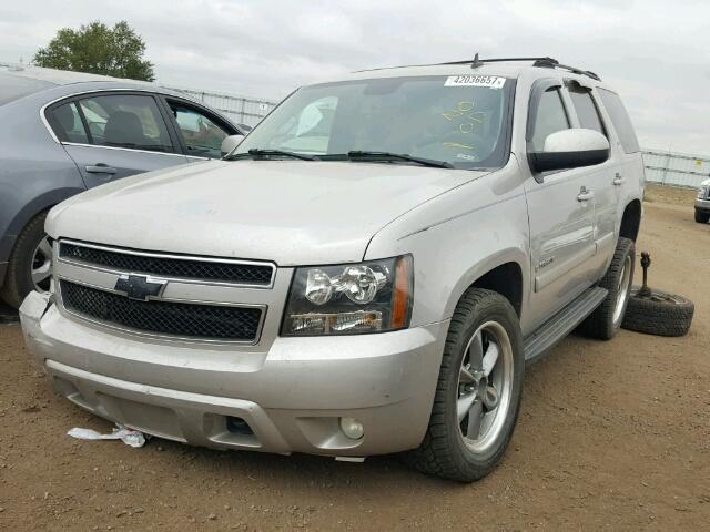 1GNFK13027J302293 - 2007 CHEVROLET TAHOE K150 SILVER photo 2