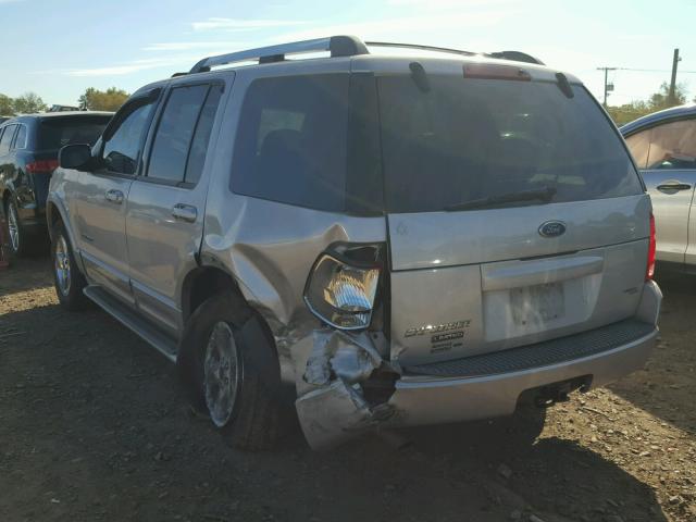 1FMZU75E05UA03887 - 2005 FORD EXPLORER SILVER photo 3