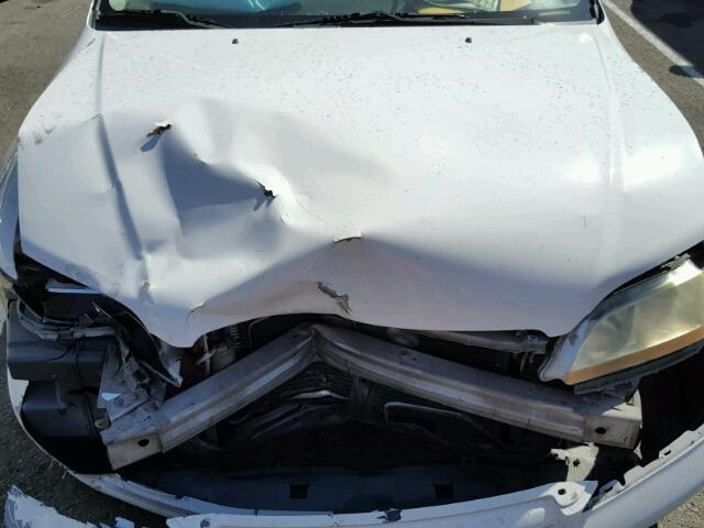 1HGCF86622A005916 - 2002 HONDA ACCORD VAL WHITE photo 7