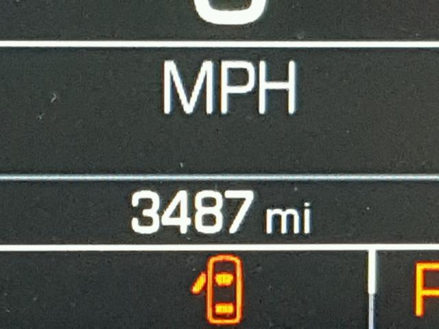 1GCGSCEN3J1236216 - 2018 CHEVROLET COLORADO L WHITE photo 8