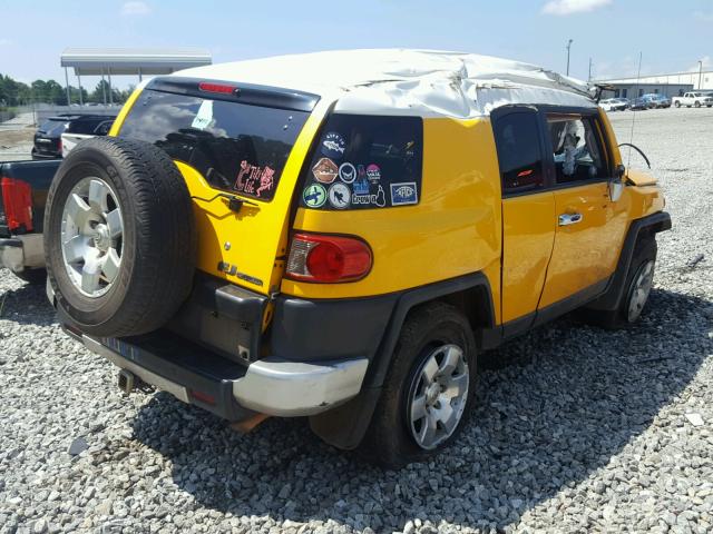 JTEZU11F270011320 - 2007 TOYOTA FJ CRUISER YELLOW photo 4